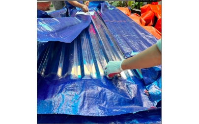 tôn sóng poly solar light